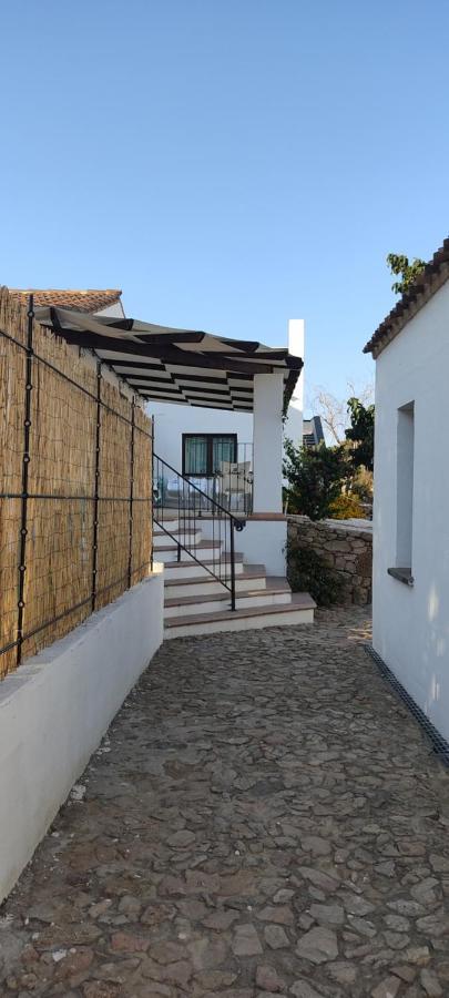 Cort'E Nastasj Hotel Tertenìa Exterior foto